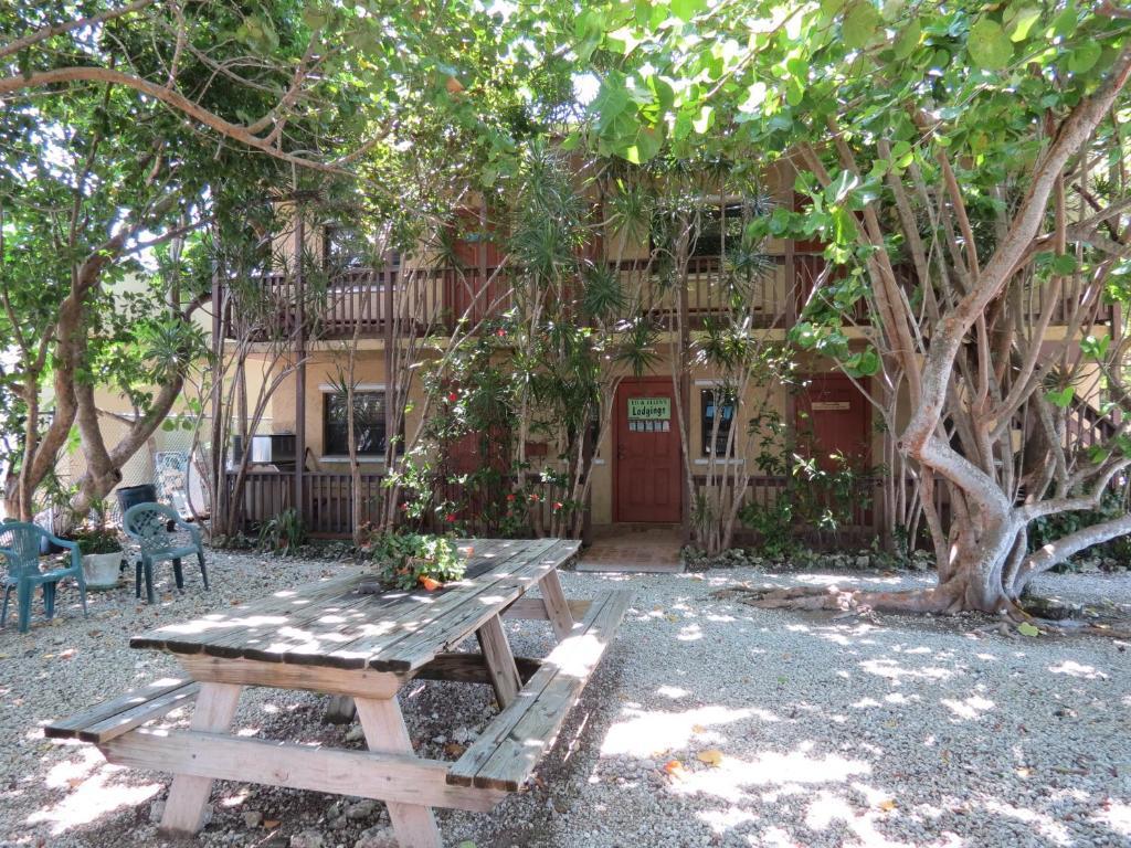 Motel Ed & Ellen'S Lodgings Key Largo Exterior foto